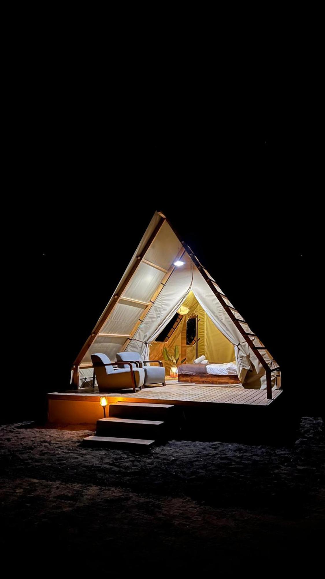 Al Wāşil Adventurer Camp酒店 外观 照片
